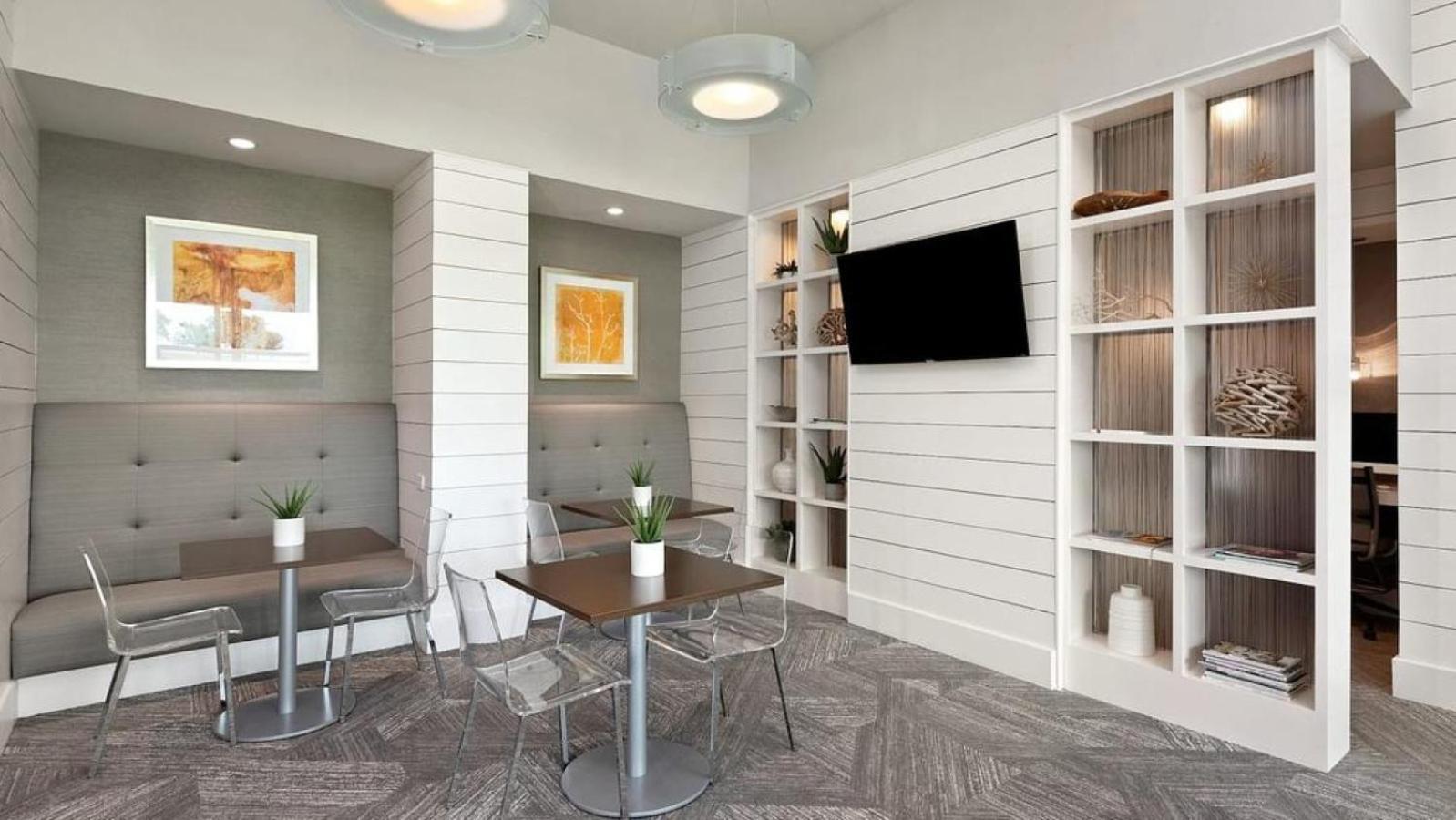 Landing At The Green At Plum Creek - 2 Bedrooms In Kyle Dış mekan fotoğraf